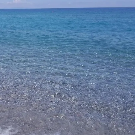 Fronte Mare A Lejlighed Venetico